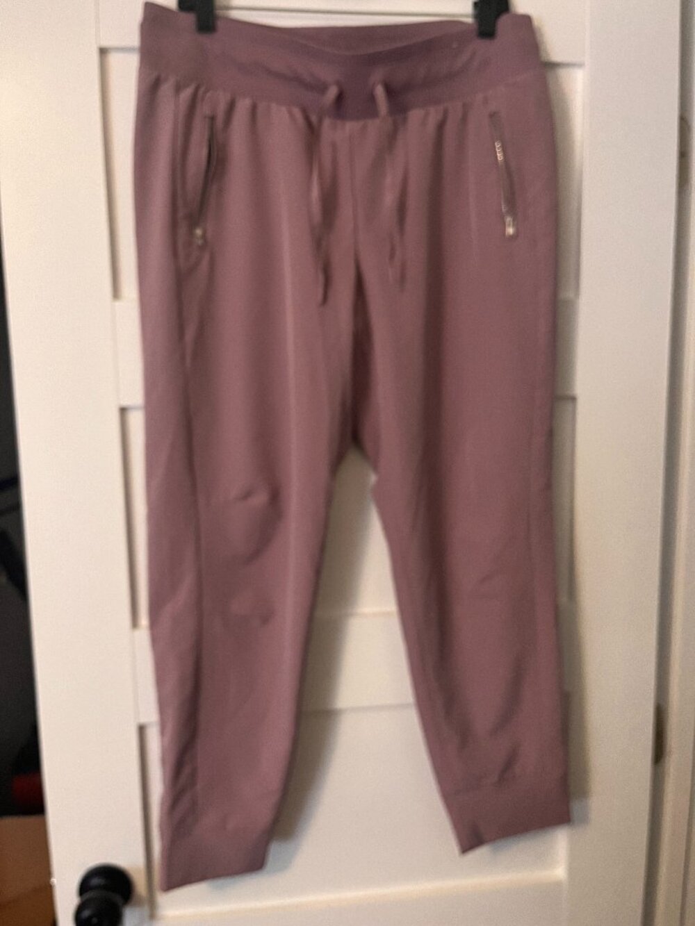 Berkley Jensen Mauve Stretch Ankle Jogger Pants Women’s L Zip Pockets
